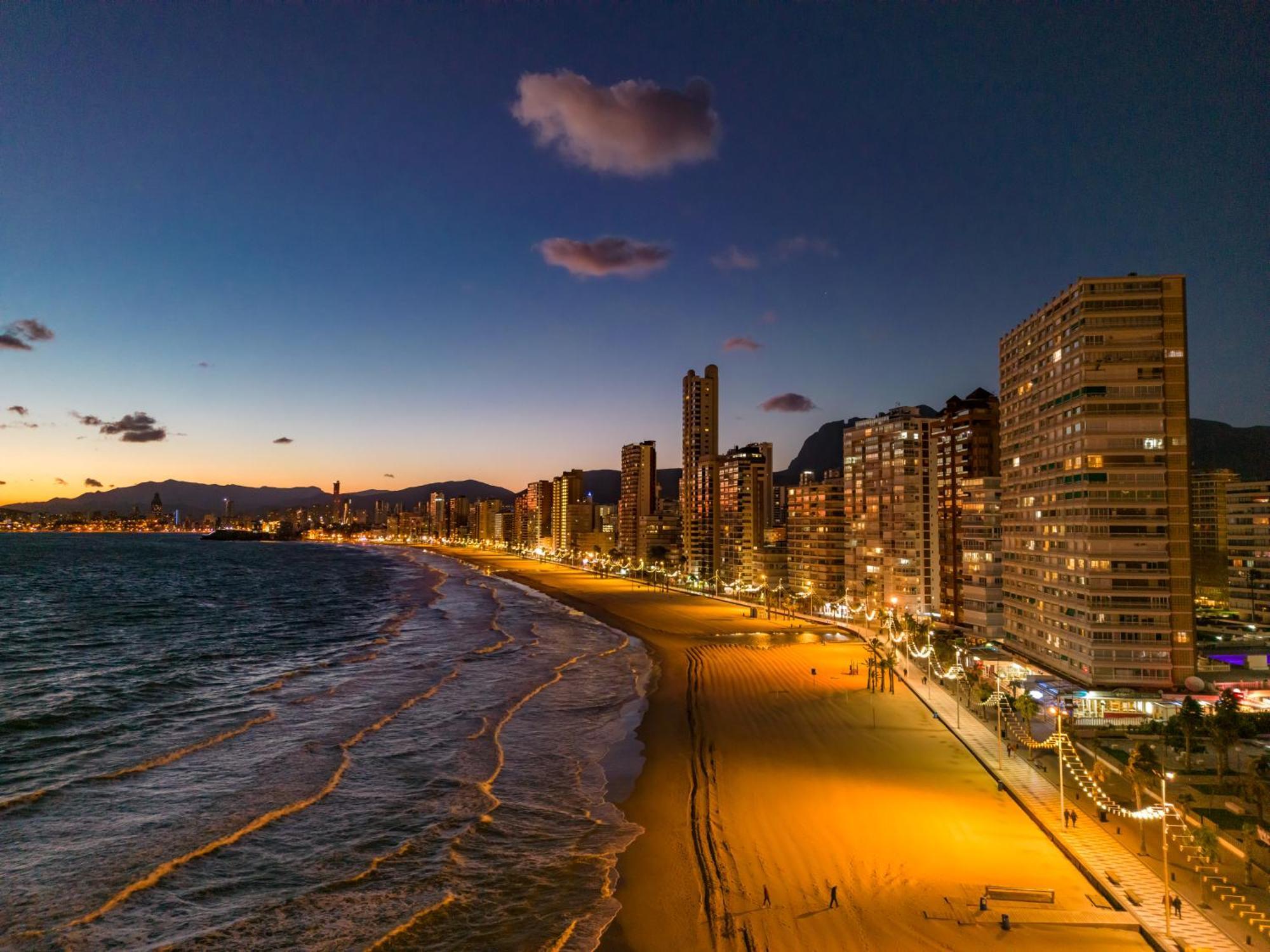 Three Bedrooms Apart In Benidorm Near Beach And Strip Exteriér fotografie